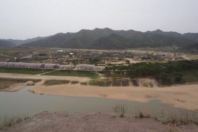 Andong Hahoe Village [UNESCO site] Premium Private Tour from Seoul - Stop 1: Andong Hahoe Folk Village walk through traditional homes