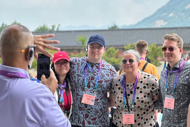 Best Seoul City Tour (Gyeongbokgung Palace,Insadong,Namsan Tower) - Cheongha Korea Ginseng Museum: a quick cultural lesson or a sales stop