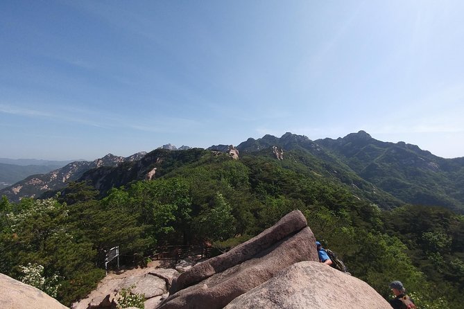 Bukhansan Mountain Private Hike with Lunch - Season timing: autumn leaves and spring cherry blossoms