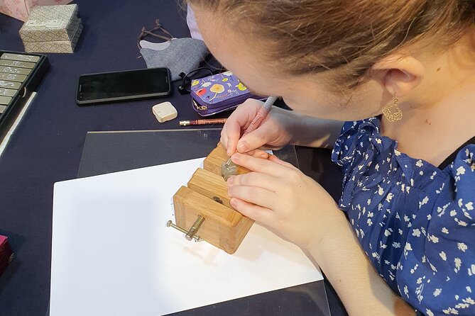 Carve Your Personal Korean Stone Seal with Jeongju in Insadong - Inside the 1.5-Hour Flow: What Happens From Start to Finish