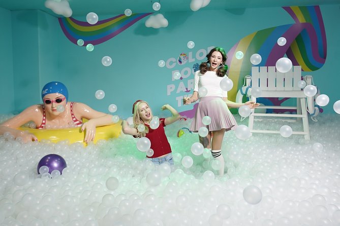 Color Pool Museum - Entry Timing: Why Choosing Your Time Helps More Than You Think