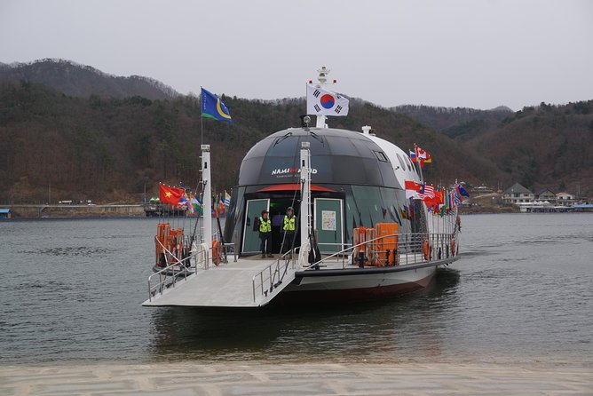 Customized Private Seoul tour: Palace, Market etc(Airport Option) - Comfort matters: the car, the timing, and the guide style