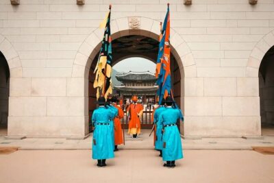 Discover Seoul: Local Life and History - Gyeongbokgung Palace: Joseon power center and the guard change moment