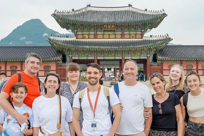 Discover Seoul: Local Life and History - Logistics that matter: where to meet, how to move, and what to wear