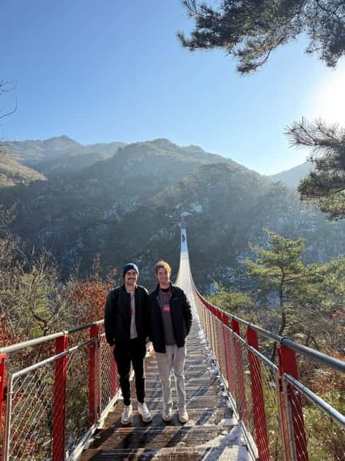 DMZ; NK Defector, 3rd Tunnel, Suspension Bridge,Hotel pickup - Suspension bridge options: choose the scenery without losing the DMZ focus