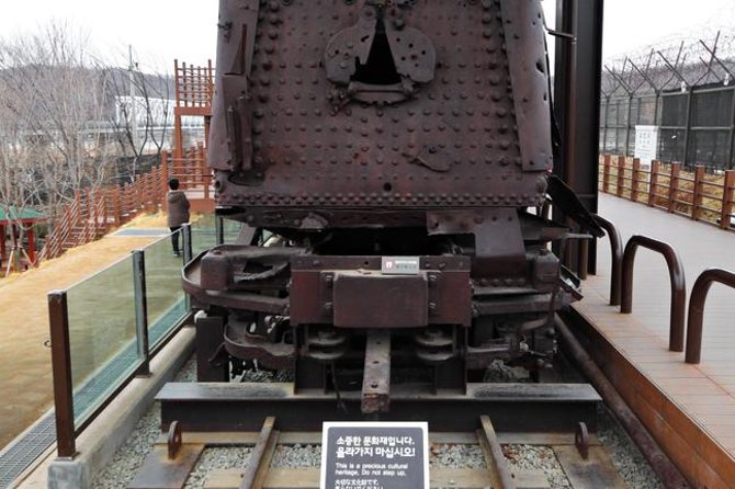 DMZ Past and Present: Korean Demilitarized Zone Tour from Seoul - DMZ Museum: photos and artifacts that stop the mind from floating