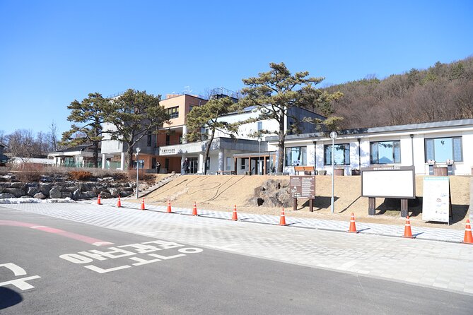 DMZ Tour, 2nd Tunnel & UNESCO Suspension Bridge Tour from Seoul - Hantangang Tour: Sky Bridge Views and UNESCO Geopark Cliff Path Feelings