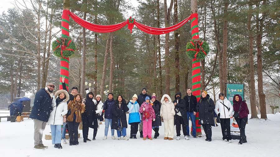 Eobi Ice Valley & Nami (+ Light Festival, Railbike, Alpaca) - Timing, groups, and winter comfort: how to make the day feel easy