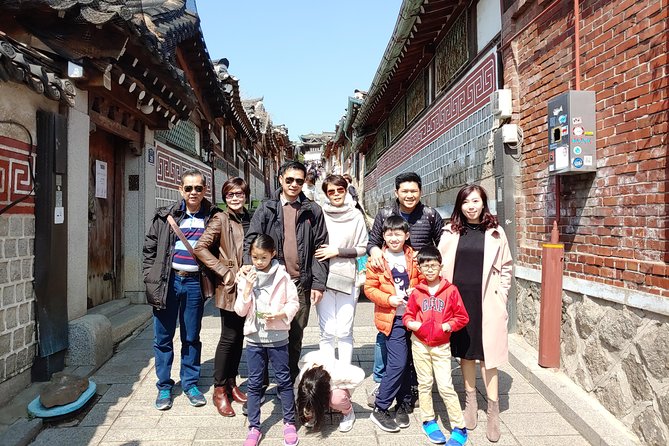 Full-day Customizable Private Seoul Highlight Tour - Insadong: traditional streets, art shops, and your lunch stop
