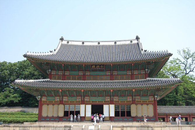 Full-Day Palace Tour in Seoul - Jogyesa Temple: the city’s spiritual contrast