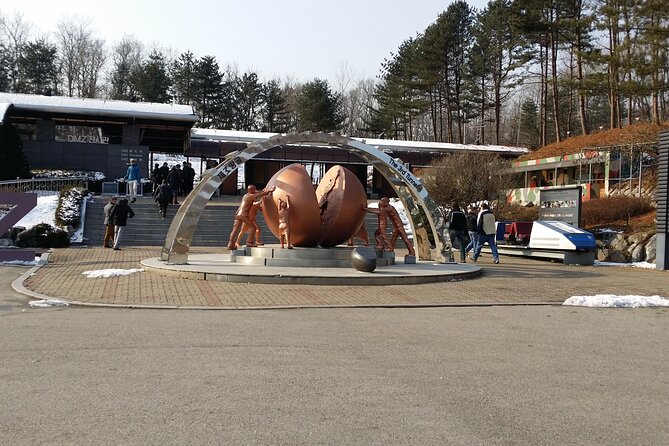 Full Day Private Tour DMZ (The 3rd Tunnel) & Suspension Bridge - Price and value: what $160 really covers