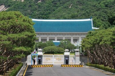Korean Palace and Temple Tour in Seoul: Gyeongbokgung Palace and Jogyesa Temple - Gyeongbokgung Palace: Joseon royal life in an hour
