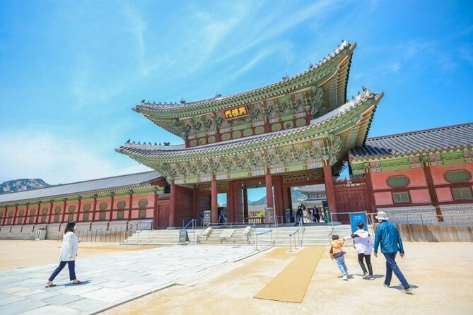 Layover & Stopover in Seoul/private Tour - Bugak Palgakjeong Pavilion: panoramic Seoul in a short stop