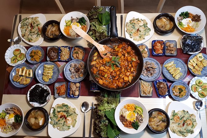 Local Home Korean Cooking Class & Market Adventure in Seoul - Mangwon Station Meeting Point and Why This Neighborhood Matters