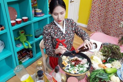 Local Home Korean Cooking Class & Market Adventure in Seoul - The Market Adventure: Street Food, Seasonal Ingredients, and Real Shopping Skills