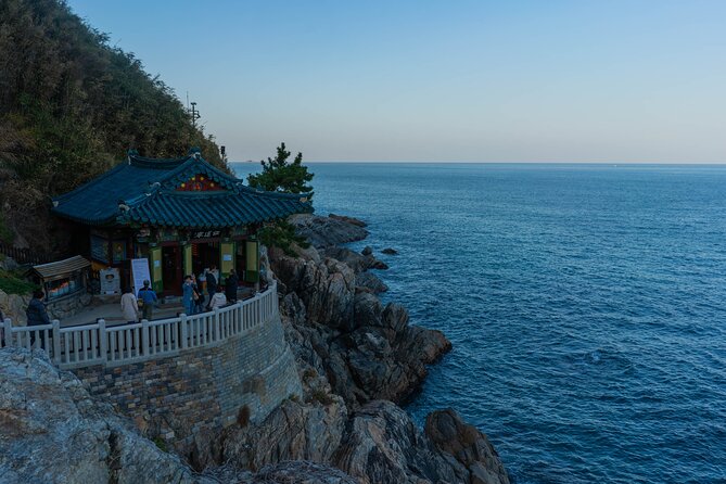 Mount Seorak and Naksansa Temple One Day Tour from Seoul - Guides, communication style, and how the day stays organized