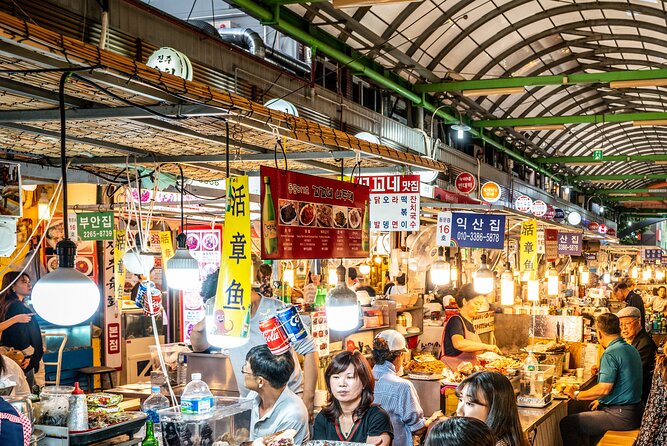Night Flexible Private Guided Tour in Seoul(Optional Layover) - Private Pickup and a Friendly Guide: What You Gain Beyond Sightseeing