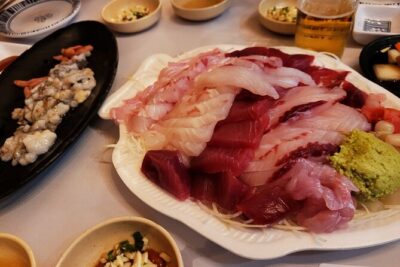 Noryangjin Fish Market Dinner - The small-group setup (up to 7 people) and why it helps