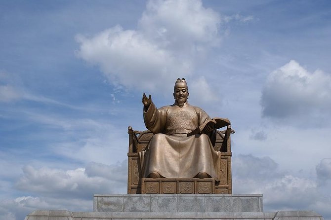 Private City Kickstart Tour: Seoul - What makes the local guide part actually matter