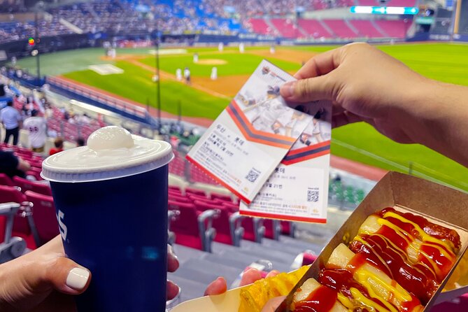 Seoul: Baseball Game Ticket with Dinner/Beer with the host - Key highlights worth your attention