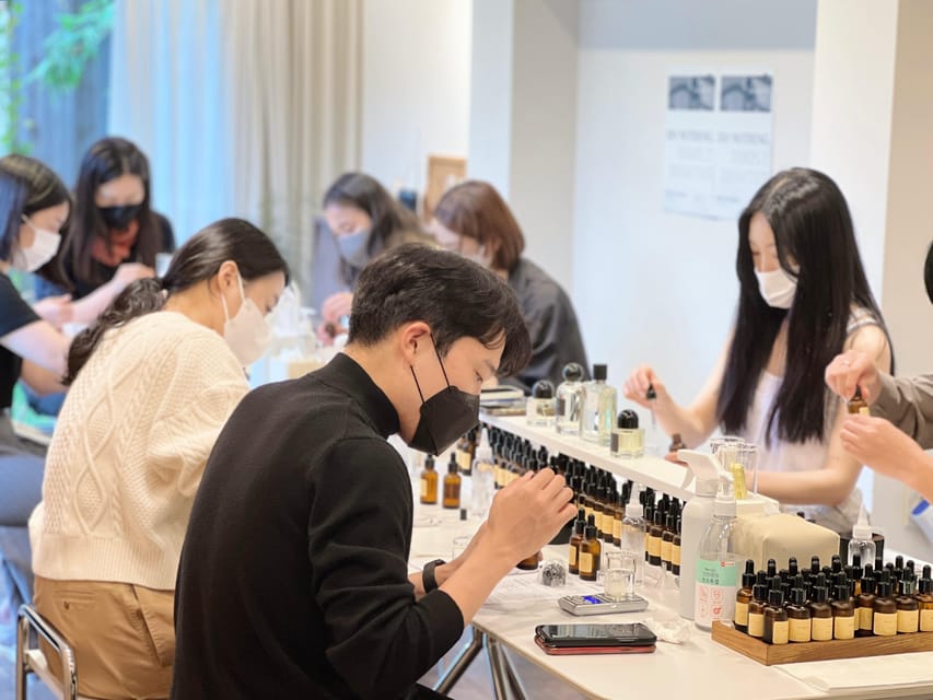 Seoul: Create Your Own Natural Perfume with a Perfumer - Inside the hanok: what happens once you arrive