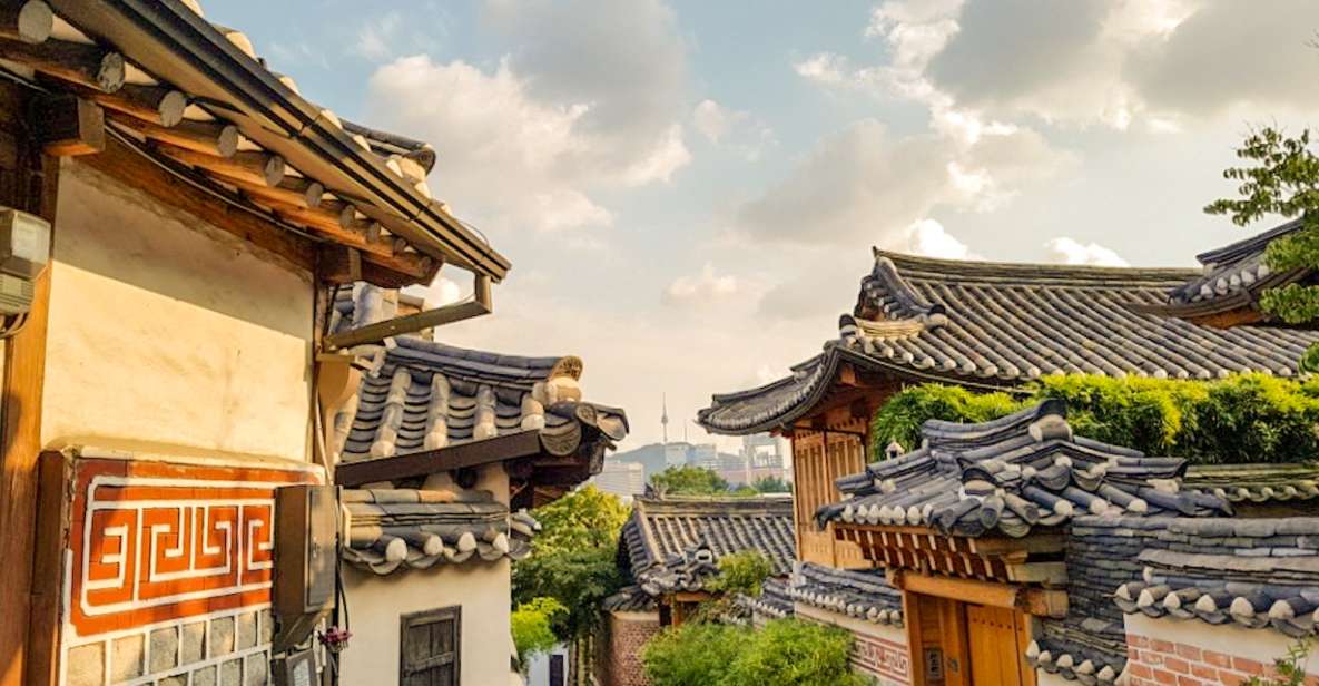 Seoul: Gyeongbok Palace and Bukchon Hanok Walking Tour - Insadong finish point: your next step after the walk