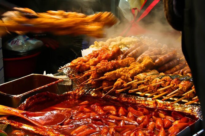 Seoul: Gyeongbok Palace, Bukchon Village, and Gwangjang Tour - Why This Seoul Palaces-Plus-Views Loop Works