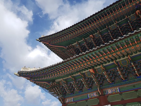 Seoul: Gyeongbok Palace, Bukchon Village, and Gwangjang Tour - Gwangjang Market Drop-Off: Snack Your Way Through Seoul
