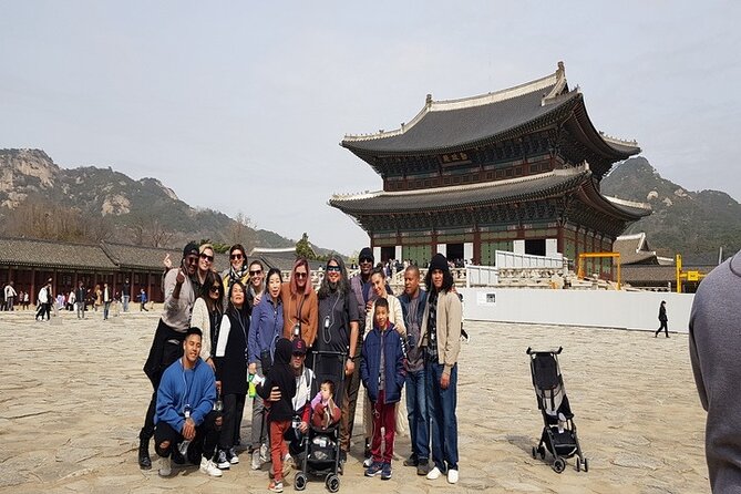 Seoul: Gyeongbokgung Palace Half Day Tour - Gyeongbokgung Palace: Why This Tour Works in Two Hours