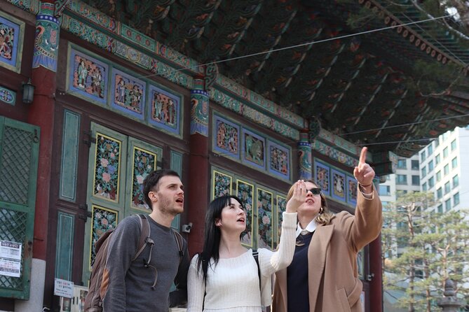 Seoul Half Day Tour with a Local: 100% Personalized & Private - Dongdaemun Design Plaza: modern Seoul with fashion and tech energy