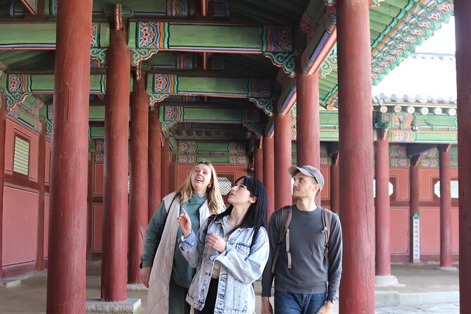 Seoul Half Day Tour with a Local: 100% Personalized & Private - Gyeongbokgung Palace: Joseon-era grandeur and real context