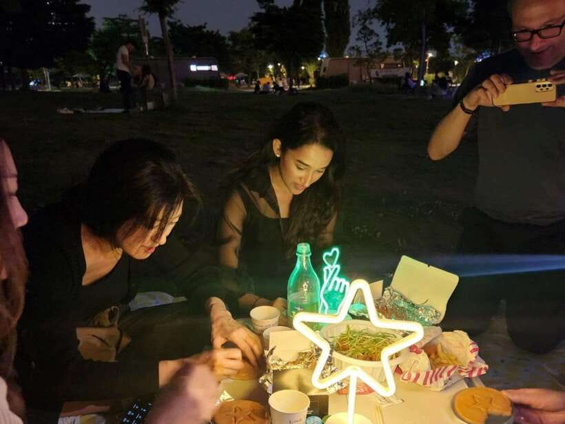 Seoul: Han River Night Picnic & Games with Cruise - Practical Tips to Keep Your Night Smooth