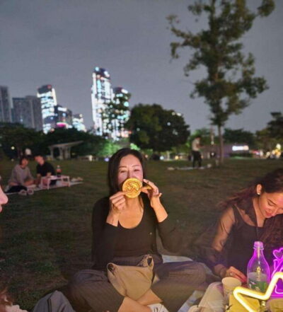 Seoul: Han River Night Picnic & Games with Cruise - Meeting at Yeouinaru Station: Easy Start, No Guesswork