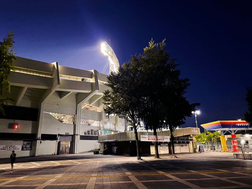 Seoul: Jamsil Baseball Stadium Game Ticket with Dinner& Beer - Getting tickets handled for you (and why that matters)