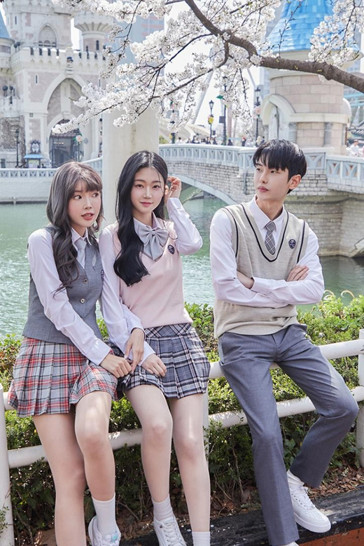 Seoul: Lotte World 1 Day Pass & Korean School Uniform Rental - How the QR-Code Ticket Entry Actually Works (So You Don’t Get Stuck)