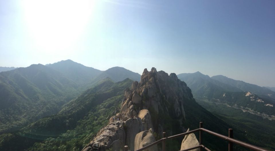 Seoul: Mt Seorak + Naksansa Temple or Nami Island Group Tour - Should you book Mt Seorak + Naksansa or Mt Seorak + Nami?