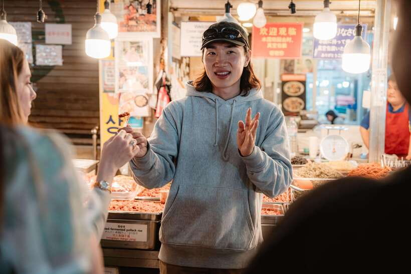 Seoul: Night Market Food Tour with Local Guide - Jongno 5-ga at night: the easiest start point in Seoul