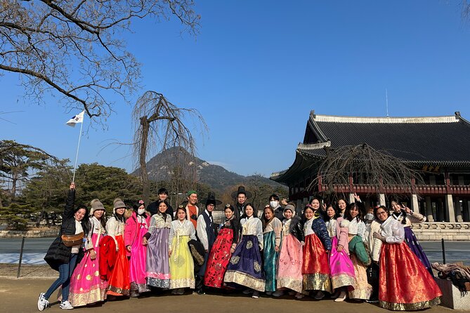 Seoul Private 4 Hour Tour with A Korean Buddy - Getting Around, Pickup, and When Taxis Make Sense