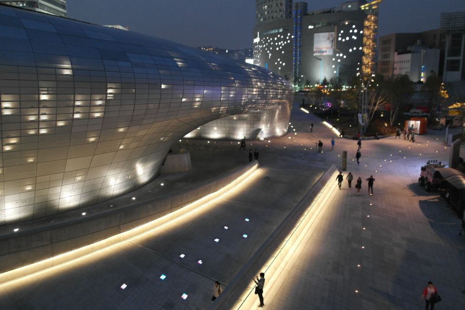 Seoul: Private Walking Tour with a Local - Namsan Tower, viewpoints, and transit help that reduces stress