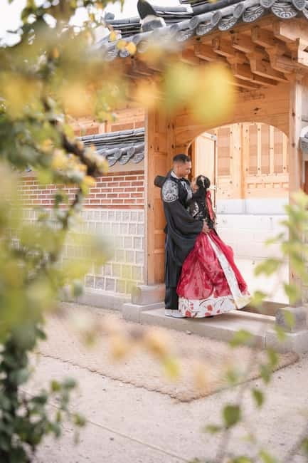 Seoul: Professional Hanbok Photography at Gyeongbok Palace - Hanbok Rental Advice That Changes the Whole Outcome