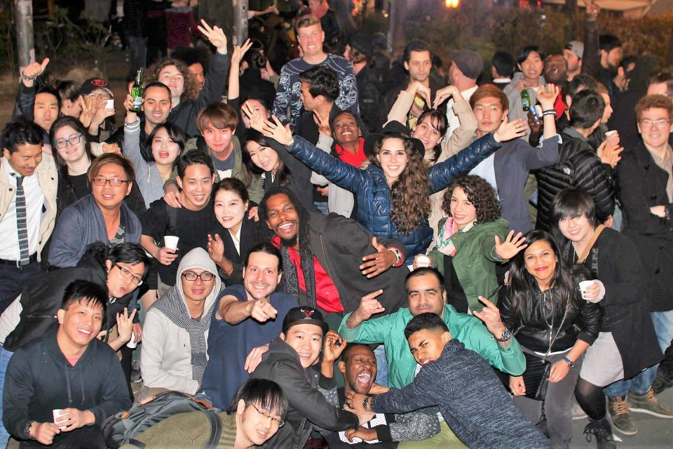 Seoul: Pub Crawl - Itaewon on Fridays vs Hongdae on Thu/Sat/Sun