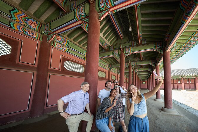 Seoul Royal Palace,Bukchon Hanok Village & Gwangjang Market Feast - Gwangjang Market: Where the Tour Becomes Food You Can Feel