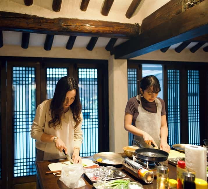 Seoul: Royal Seoul Cooking Class in a 100-Year-Old Hanok - Key highlights you’ll care about