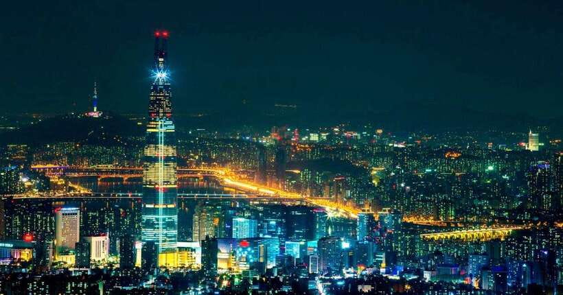 Seoul: Sky Lotte World Tower Ticket - The fast elevator ride to floors 117–123