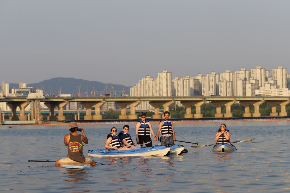 Seoul: Stand Up Paddle Board (SUP) & Kayak in Han River - The 2-hour itinerary: safety first, then sunset time