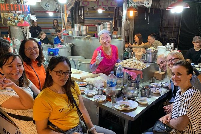 Seoul Street Food Market Tour - Korean drinking games: fun culture moments without the awkwardness