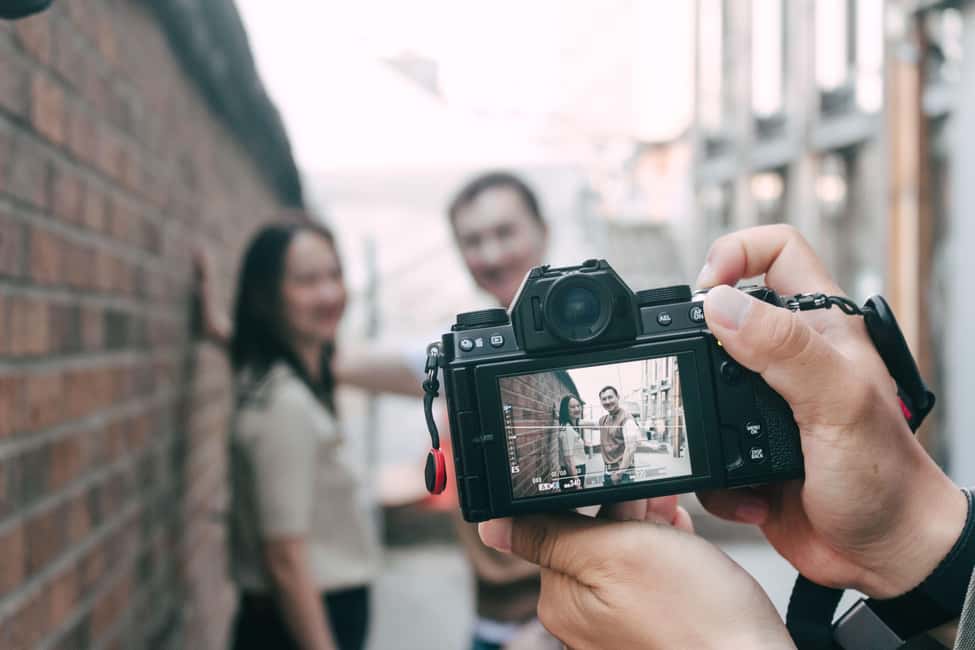 Seoul: Street Photoshoot and Hidden Gem History Walking Tour - Street photo walks work best when someone plans the angles for you