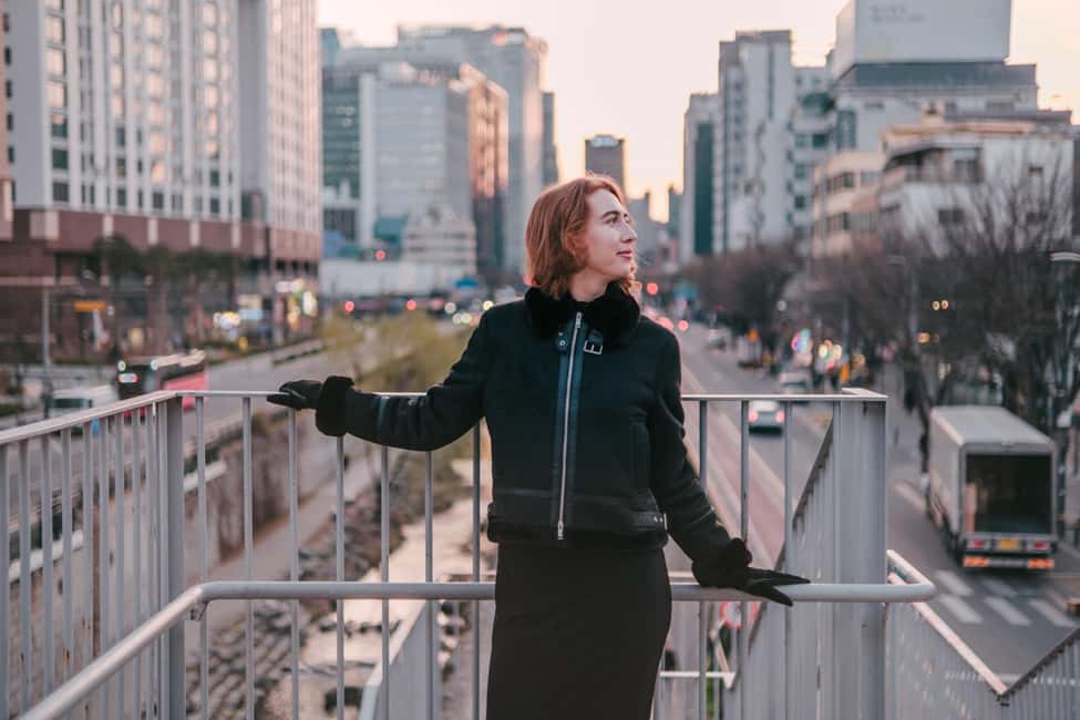 Seoul: Street Photoshoot and Hidden Gem History Walking Tour - Meeting at Jongno 3-ga and how the 2-hour flow actually feels