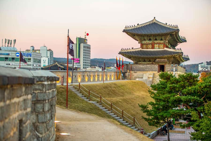 Seoul : Suwon Hwaseong Fortress+Starfield Library+Waujeongsa - Getting There From Seoul: Round-Trip Transport and Comfort