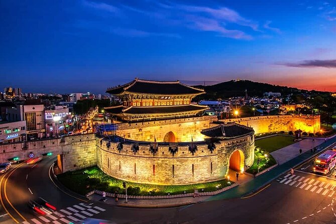 Seoul: Suwon Hwaseong & Waujeongsa & Starfield Heritage Tour - Waujeongsa Temple: giant Buddha and quiet hill air